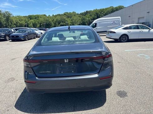 Used 2023 Honda Accord EX image 7