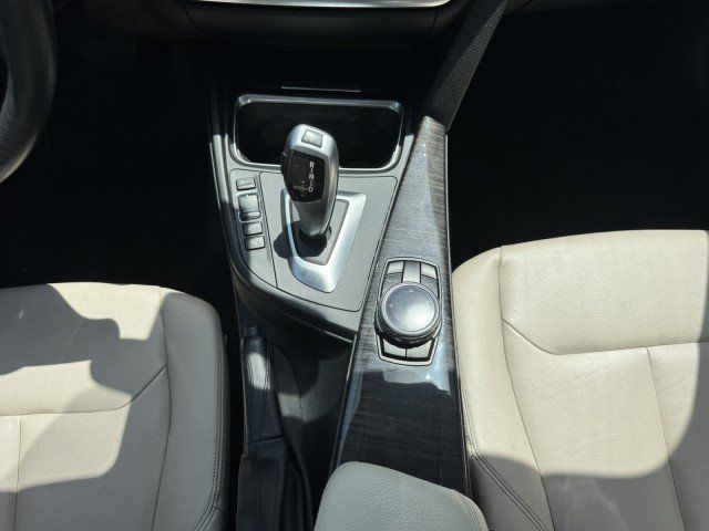 Used 2015 BMW 335i xDrive Sedan AWD/4WD image 32