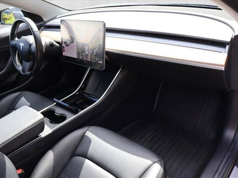Used 2018 Tesla Model 3 Long Range RWD image 26
