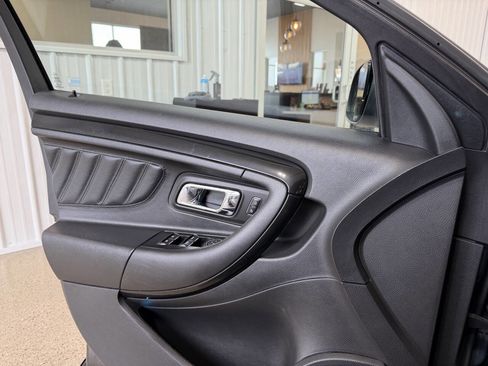 Used 2015 Ford Taurus SHO w/ Equipment Group 401A image 36