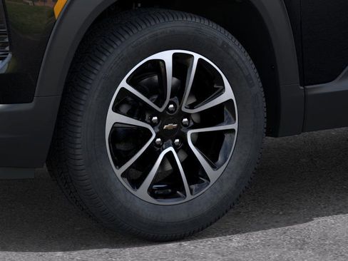 New 2026 Chevrolet TrailBlazer LT w/ Convenience Package FWD image 11