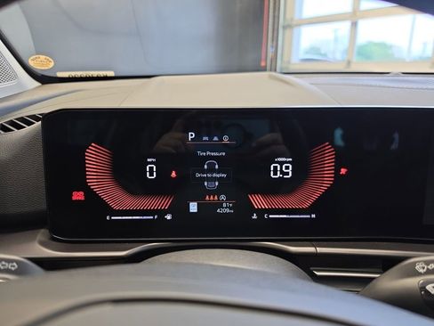 Used 2026 Kia Sportage EX image 19