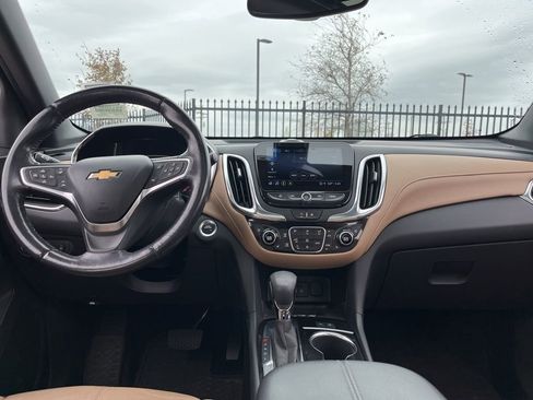 Used 2022 Chevrolet Equinox Premier image 15