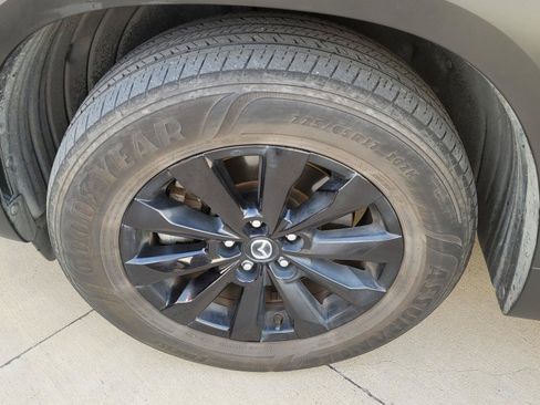 Used 2024 MAZDA CX-50 AWD 2.5 S w/ Preferred Package image 2