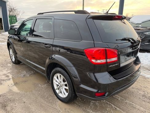 Used 2013 Dodge Journey SXT image 3