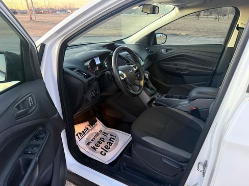 Used 2014 Ford Escape S image 10