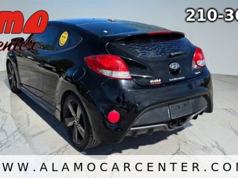 Used 2014 Hyundai Veloster Turbo image 3