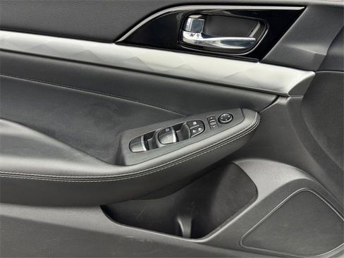 Certified 2023 Nissan Maxima SV w/ Floor Mat Group image 14
