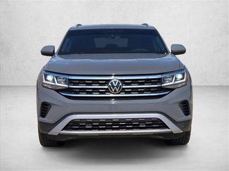 Used 2020 Volkswagen Atlas Cross Sport SE w/ Panoramic Sunroof Package FWD video 2