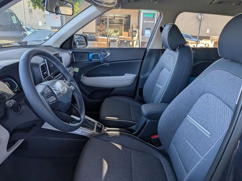 New 2026 Hyundai Venue SEL FWD image 14