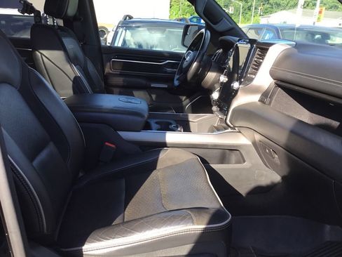 Used 2021 RAM 1500 Laramie AWD/4WD image 6