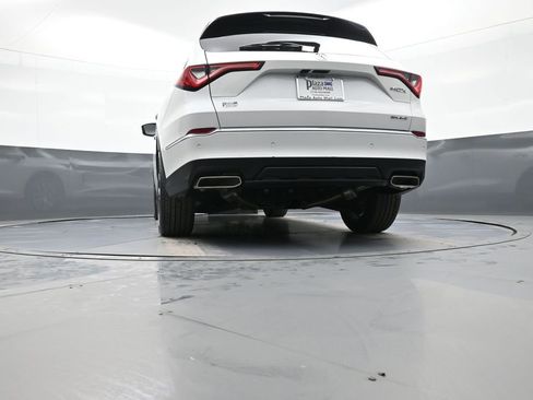 Certified 2024 Acura MDX SH-AWD w/ Technology Package image 33