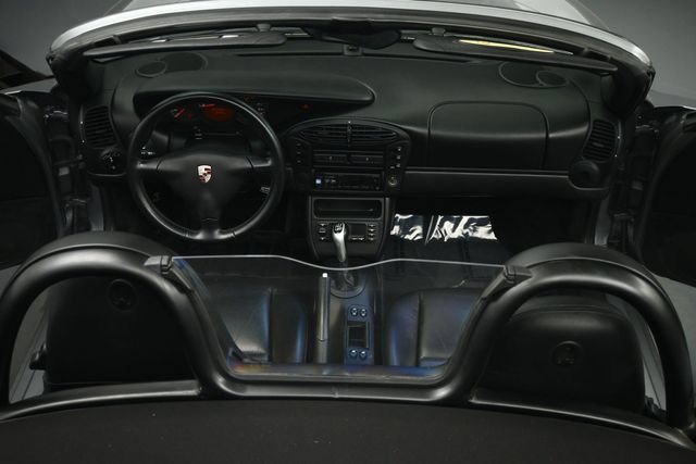 Used 2002 Porsche Boxster RWD image 35
