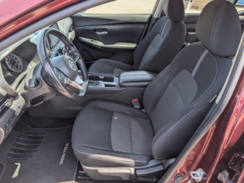 Used 2020 Nissan Sentra SV FWD image 2