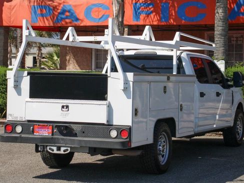 Used 2022 Ford F350 XL w/ Power Equipment Group RWD image 9