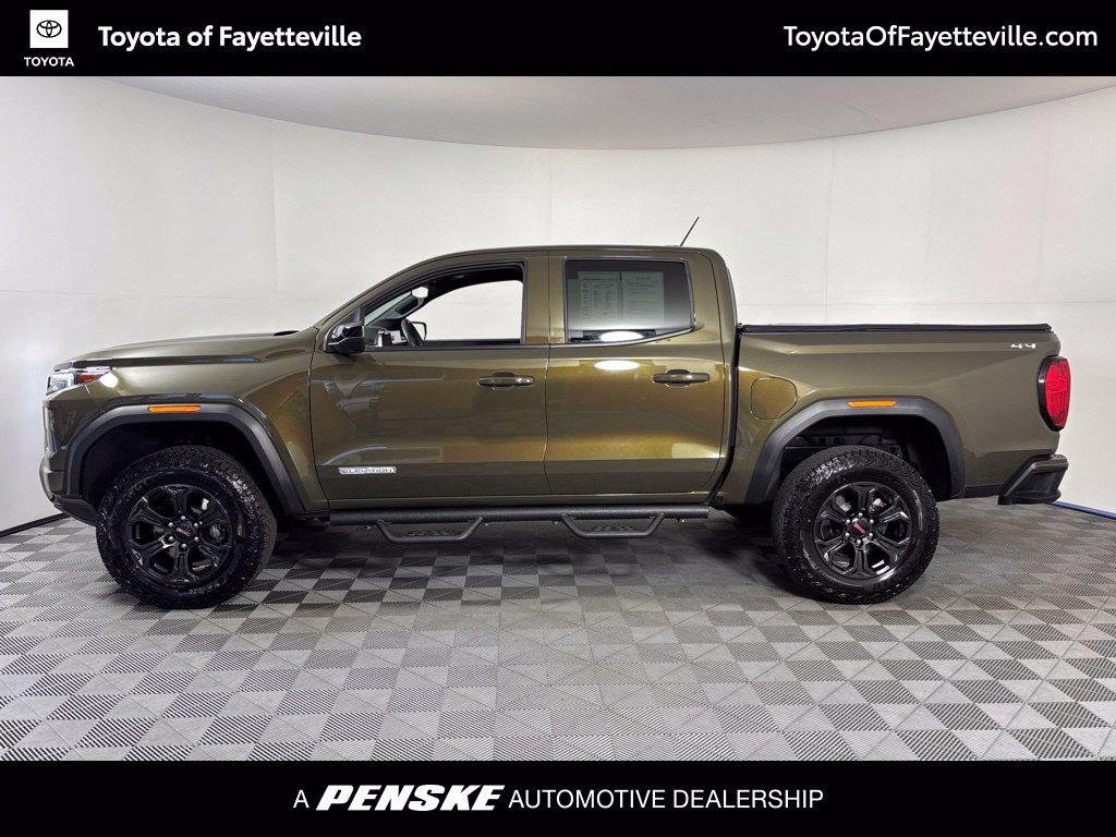 Used 2025 GMC Canyon Elevation w/ Technology Package AWD/4WD image 2