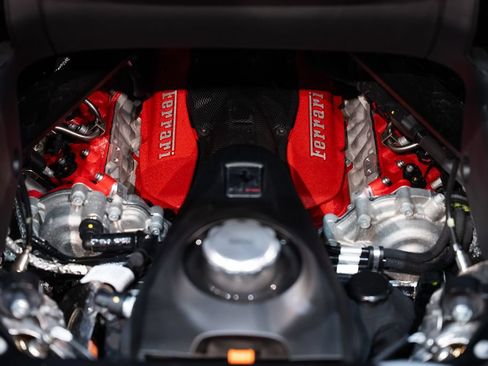 Certified 2022 Ferrari SF90 Spider AWD/4WD image 22