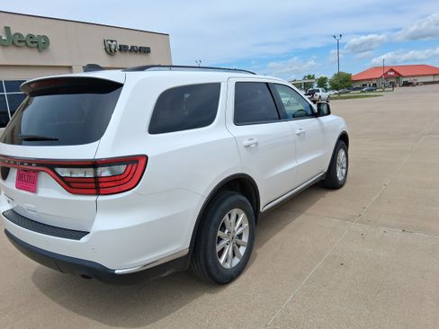 Used 2021 Dodge Durango SXT AWD/4WD image 8