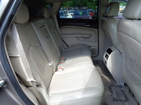 Used 2011 Cadillac SRX Luxury image 20