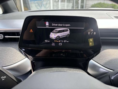 New 2025 Volkswagen ID. Buzz Pro S image 15
