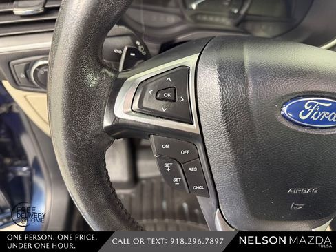 Used 2017 Ford Edge Titanium w/ Equipment Group 301A AWD/4WD image 23