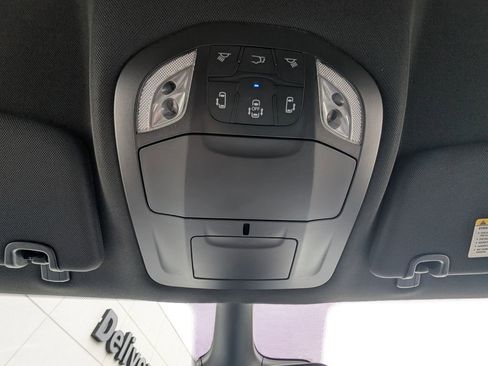 New 2026 Chrysler Pacifica Select w/ S Appearance Package image 34