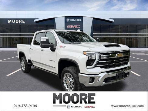 Used 2024 Chevrolet Silverado 2500 LTZ w/ LTZ Premium Package AWD/4WD image 1