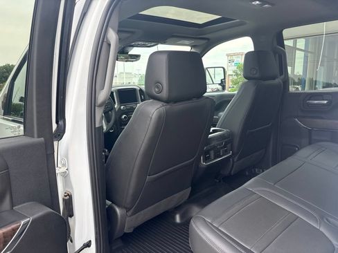 Used 2023 GMC Sierra 2500 Denali w/ Denali Ultimate Package AWD/4WD image 40