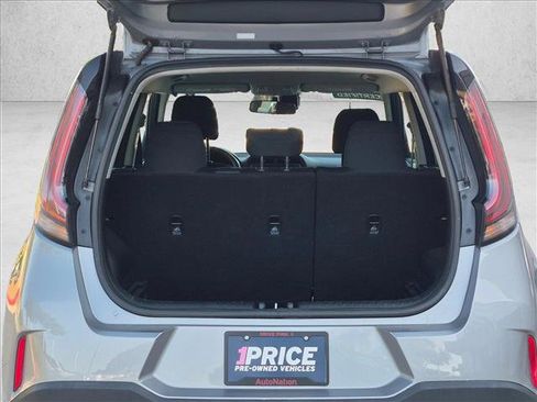 Used 2024 Kia Soul LX w/ Option Group 015 FWD image 6