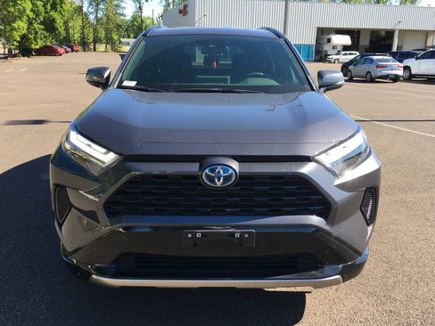 Used 2024 Toyota RAV4 SE w/ Weather Package AWD/4WD image 9