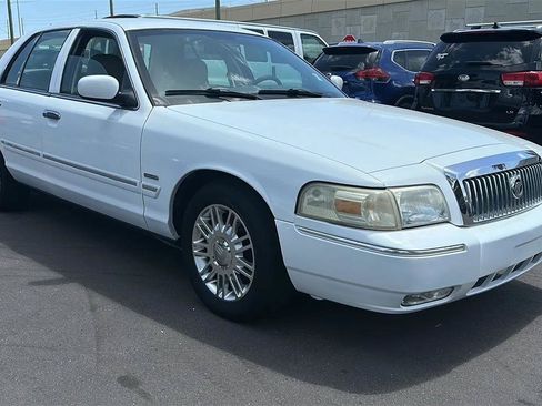 Used 2009 Mercury Grand Marquis LS RWD image 5