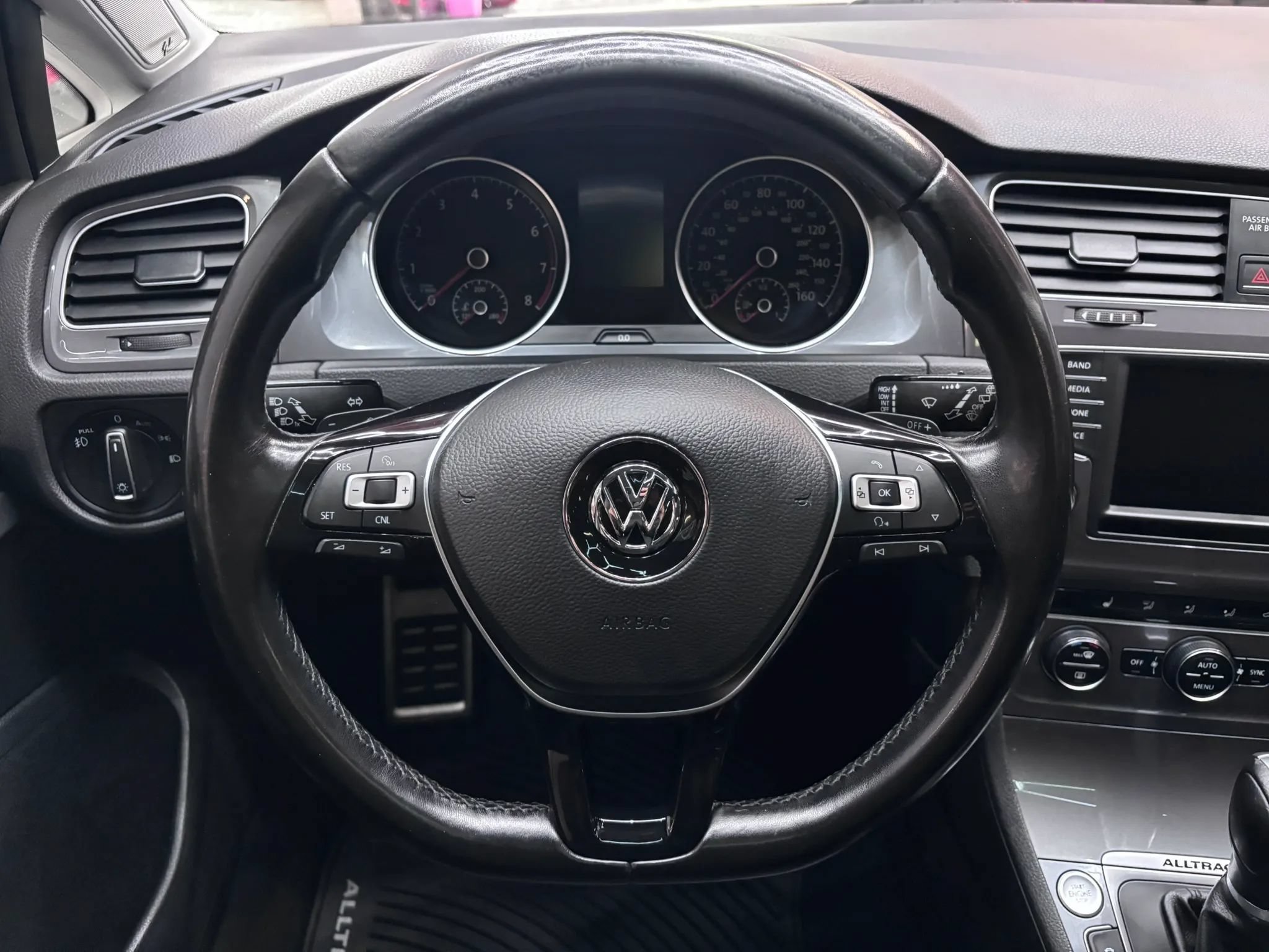 Used 2017 Volkswagen Golf Alltrack SEL AWD/4WD image 13