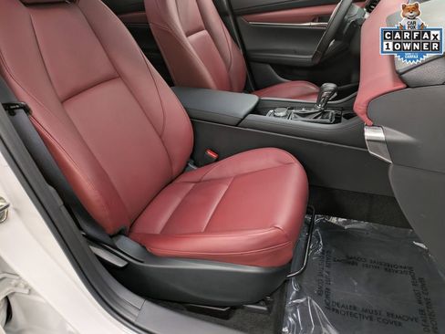 Used 2023 MAZDA MAZDA3 s image 29