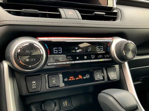 New 2025 Toyota RAV4 XLE image 20