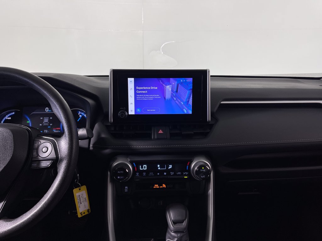 Certified 2025 Toyota RAV4 LE AWD/4WD image 15