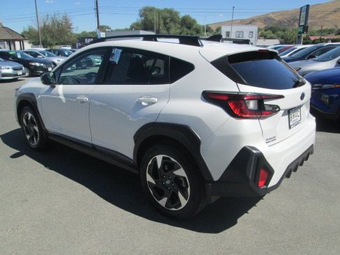 Used 2024 Subaru Crosstrek 2.5i Limited image 4
