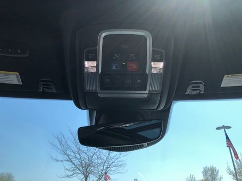Used 2019 RAM 1500 Limited w/ Advanced Safety Group AWD/4WD image 29