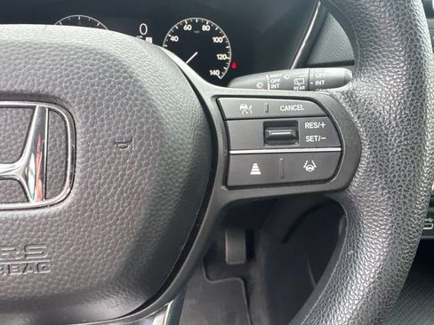Used 2023 Honda CR-V LX image 9
