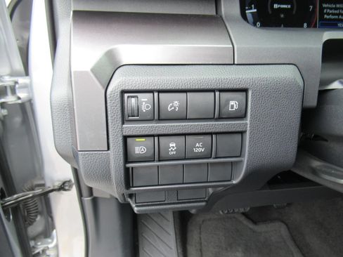 Used 2025 Toyota 4Runner TRD Off-Road AWD/4WD image 19
