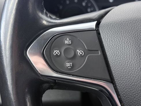 Used 2019 Chevrolet Traverse LT image 48