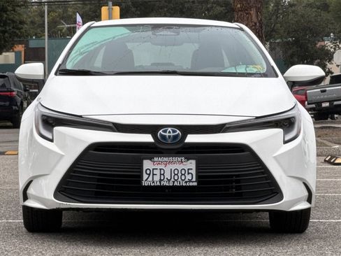 Certified 2023 Toyota Corolla LE image 8