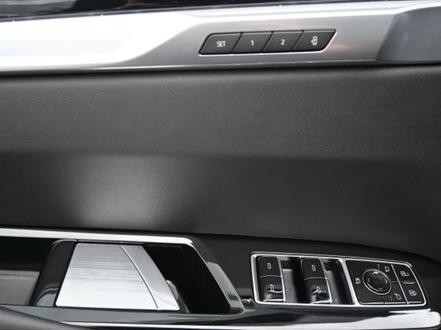 Used 2026 Cadillac Escalade Sport w/ LPO, ONYX Package image 31