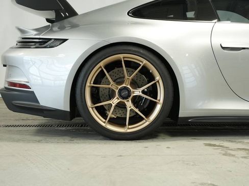 Certified 2022 Porsche 911 GT3 image 43