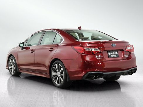 Used 2018 Subaru Legacy 3.6R Limited AWD/4WD image 3
