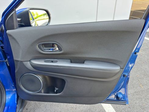 Used 2022 Honda HR-V EX image 38