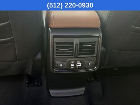 Used 2025 Subaru Forester Touring image 31