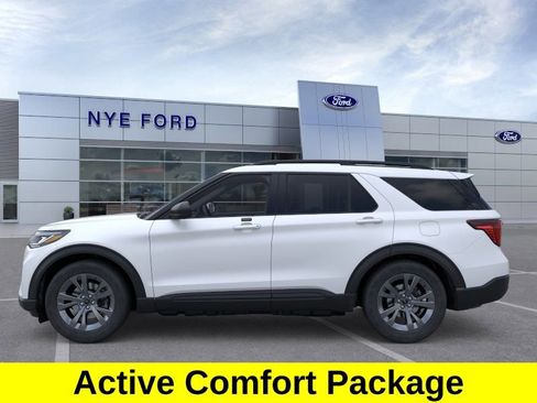 New 2026 Ford Explorer Active w/ Active Comfort Package AWD/4WD image 4