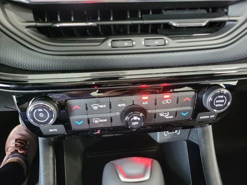 New 2026 Jeep Compass Limited w/ Sun, Sound & Navigation Group image 18