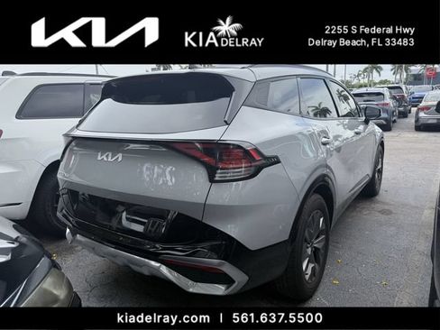 Certified 2024 Kia Sportage SX FWD image 2