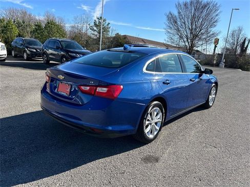 Used 2023 Chevrolet Malibu LT image 4